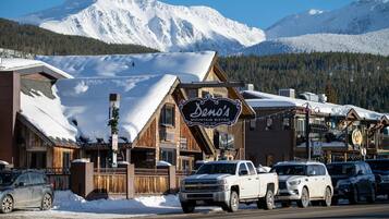 Condo, 1 Bedroom | Exterior