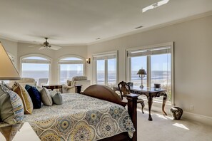 6 bedrooms, iron/ironing board, free WiFi, bed sheets