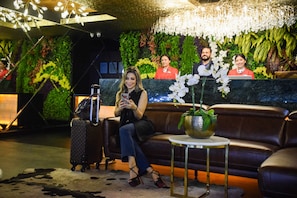 Lobby lounge - TRYP by Wyndham Santa Cruz (Santa Cruz)