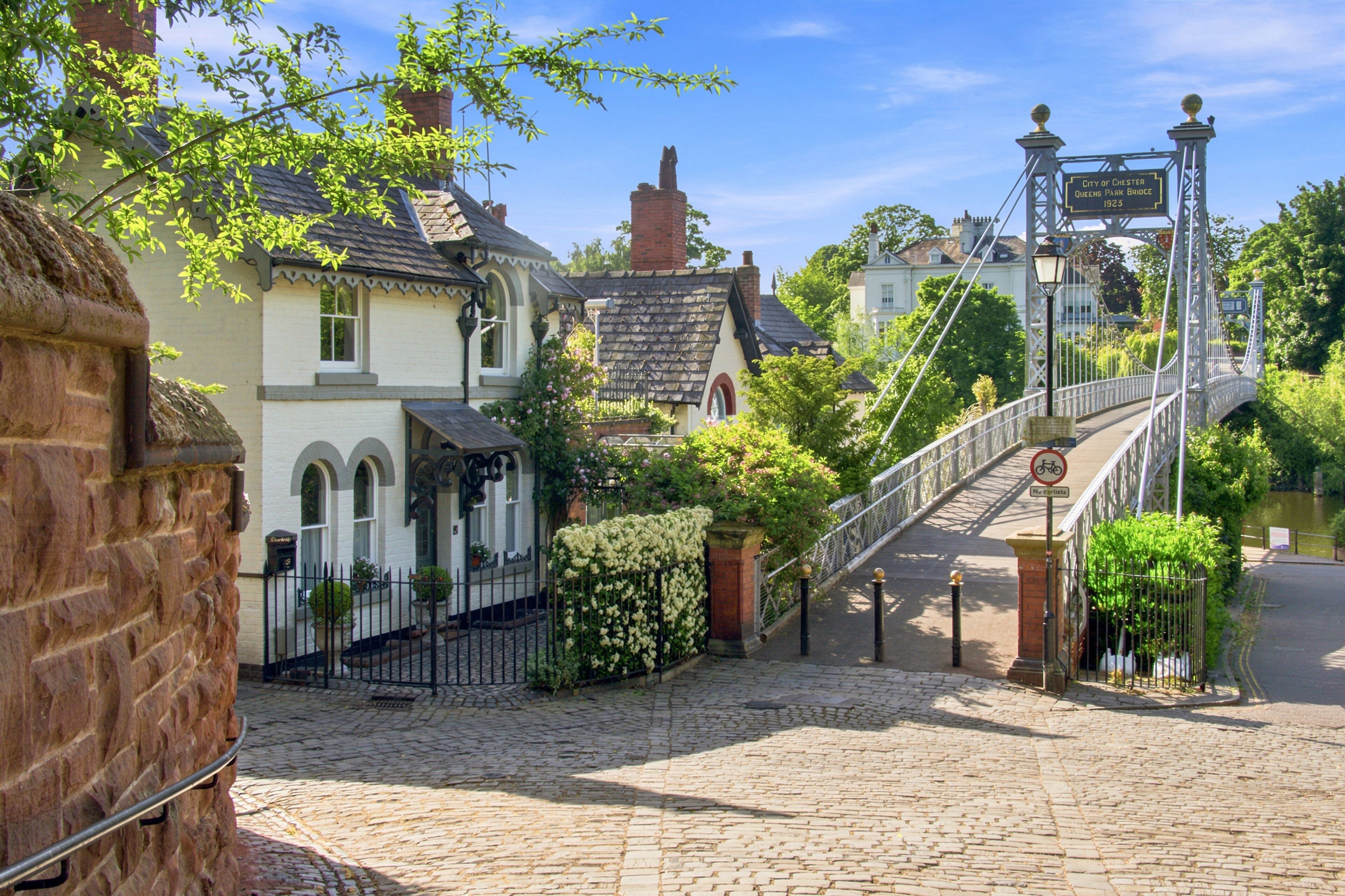 Picturesque Cottage in an idyllic setting