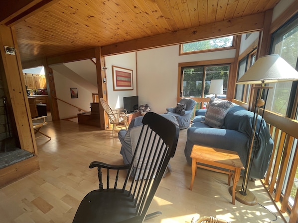NEW PHOTOS OF UPDATED ROOMS COMING SOON!