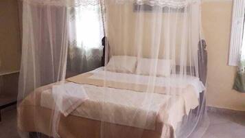 Comfort-huoneisto | 2 makuuhuonetta, memory foam -patjalliset sängyt, ilmaiset vauvansängyt