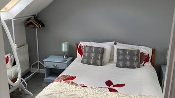 1 chambre, bureau, fer et planche Ă repasser, Wi-Fi gratuit