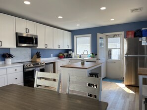 Fridge, microwave, oven, stovetop - Strathmere charm at the Ruddy Turnstone Beach House! (Strathmere)
