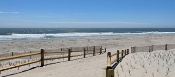 Strathmere charm at the Ruddy Turnstone Beach House!