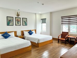 Premium bedding, memory-foam beds, minibar, desk - Hata hotel (Quy Nhon)