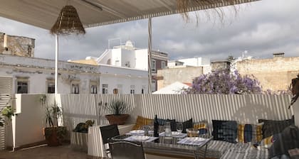 Maison de Plain-pied Avec Ascenseur Dans le Centre Historique