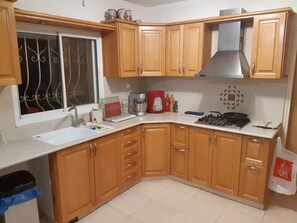 Dining tables - Special Events Guests Apartment (Pardess Hannah)