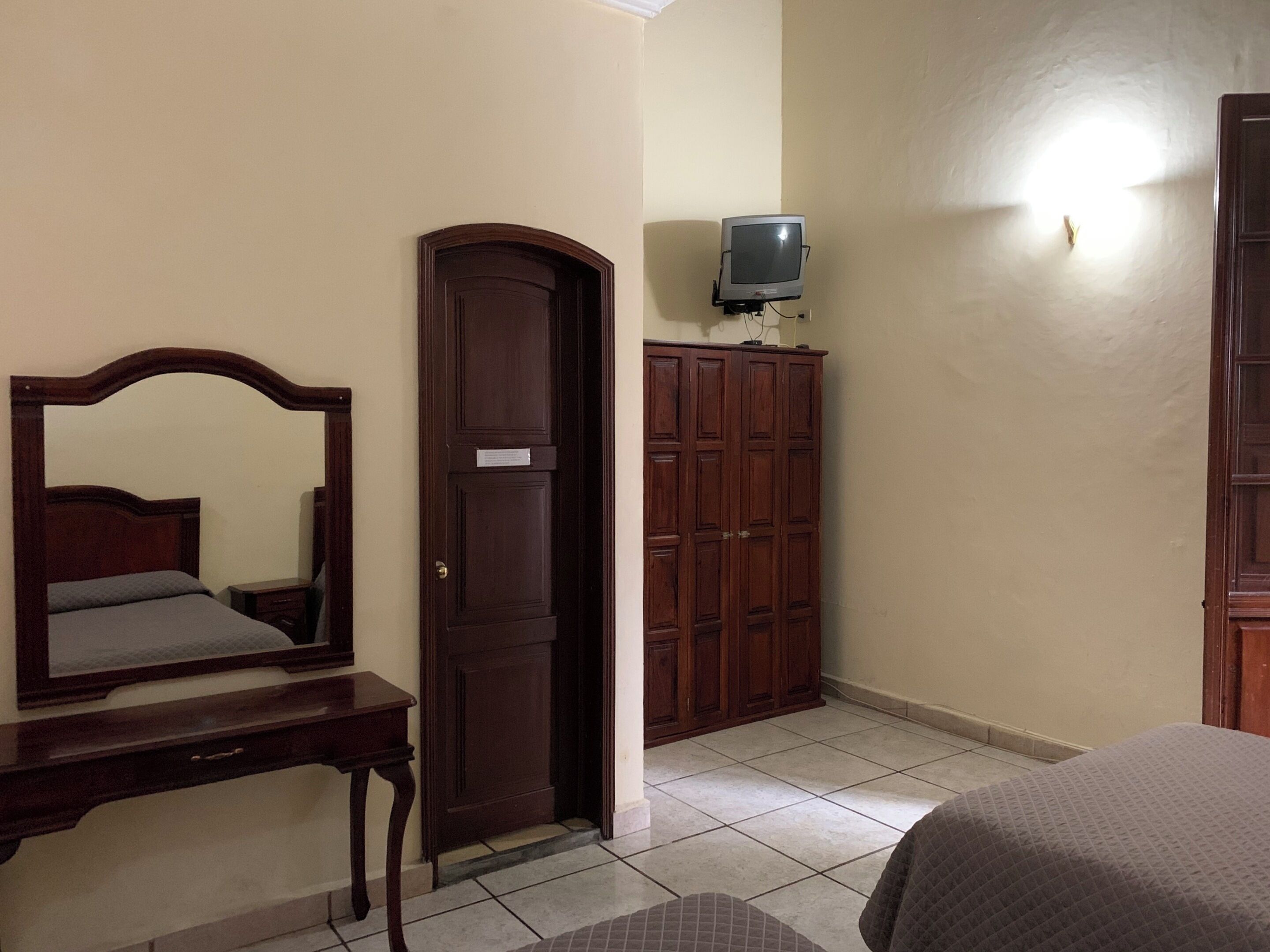 Sistema de insonorización, wifi gratis y ropa de cama 