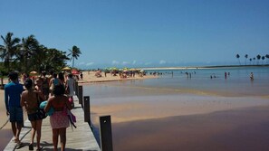 Beach nearby, sun-loungers - House with Swimming Pool Cond. Close to Barra de Jacuípe/Guarajuba Beach (Camaçari)