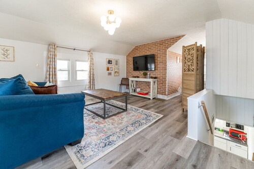 Affordable, Peaceful, Private @ Ruoff/Grand Park