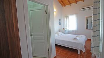 Standard Double Room, Sea View | Premium bedding, minibar, free WiFi, bed sheets