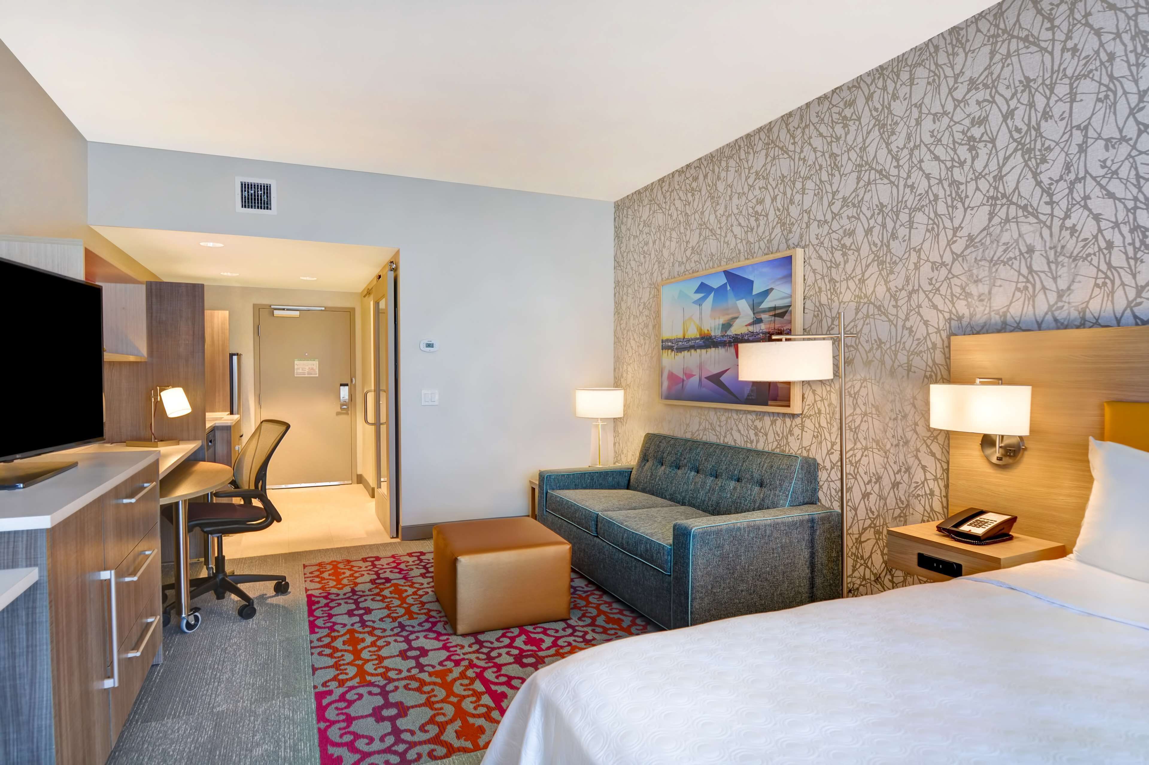 54-inch flat-screen tv with cable channels, tv