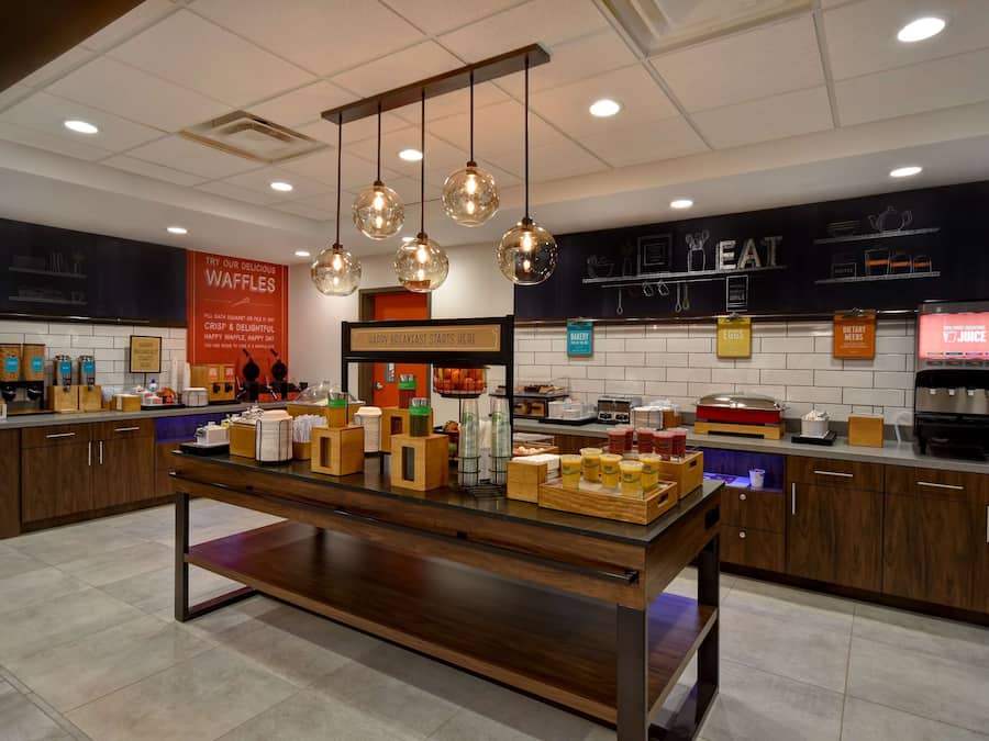 Free daily buffet breakfast