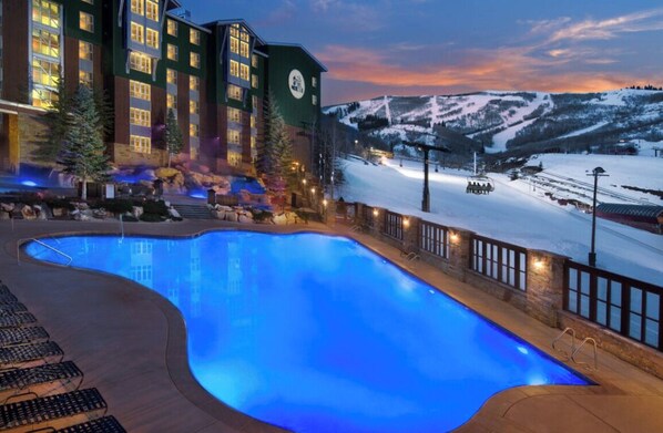 Outdoor pool, a heated pool