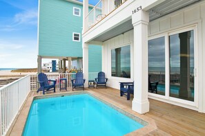 Een verwarmd zwembad