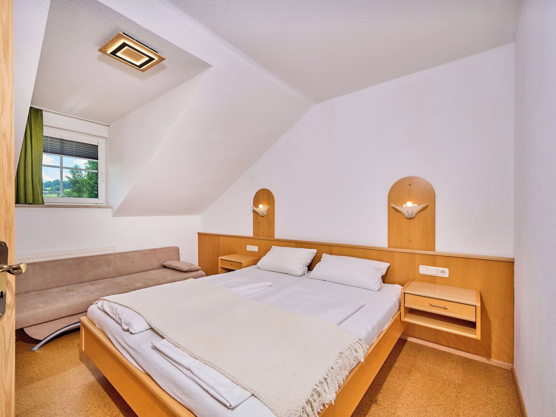2 bedrooms, free WiFi