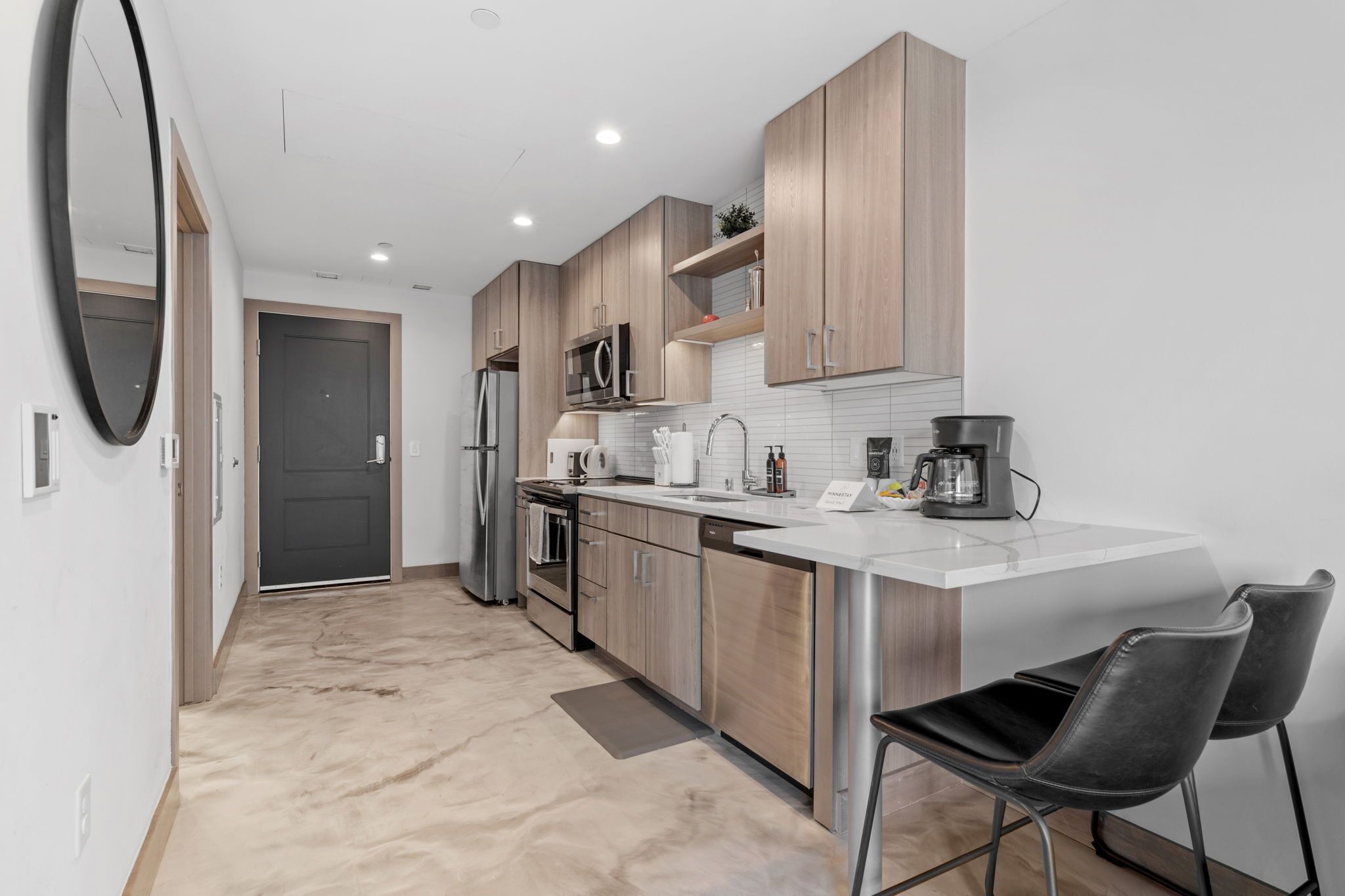 MINNeSTAY* Sable 23 ★ Business Traveler ★ Target Field ★ North Loop