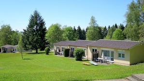 Terrace/patio - Nice apartment in villa for 4 guests with pool, TV and terrace (Maierhöfen)