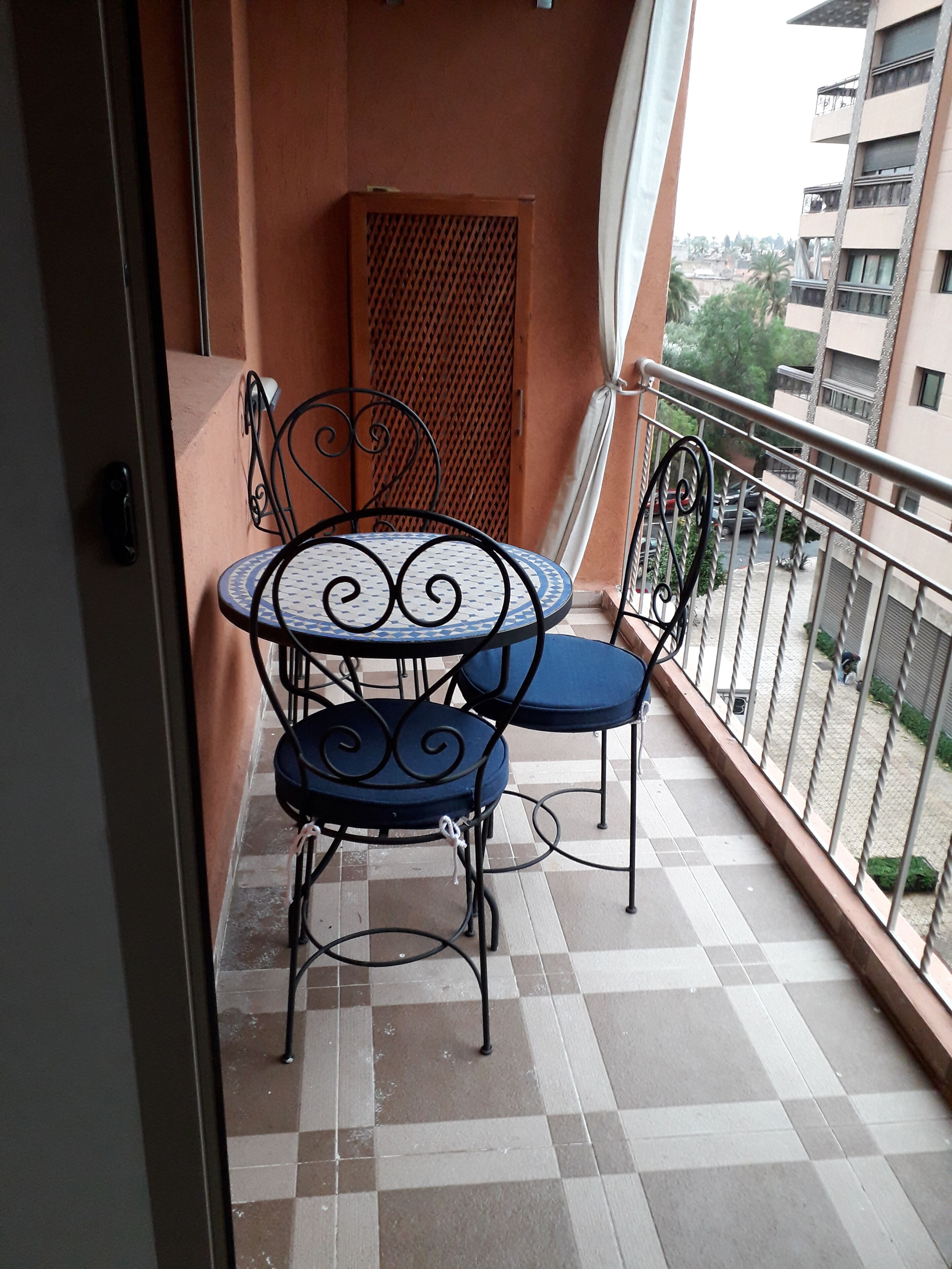 屋外ダイニングエリア