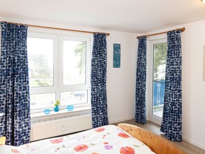 2 Schlafzimmer, Reisekinderbett, kostenloses WLAN