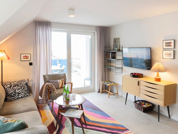 TV - Cosy apartment for 4 guests with WIFI, TV and balcony (Greifswald)