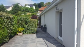 Terrace/patio - Chambres dans maison cosy proche Besançon (Montfaucon)