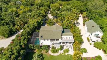 Maison, 5 chambres | Extérieur