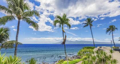 Corner Unit with Panoramic Ocean Views Next to Pool at Napili Point