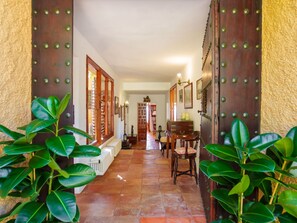 Interior - Wonderful private villa for 10 guests with WIFI, private pool, A/C, TV and terrace (Son Servera)