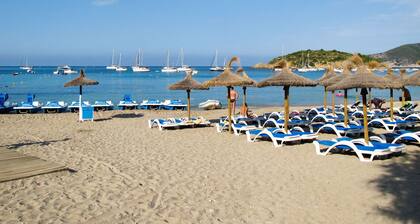 Acogedor apartamento para 2 personas con piscina, WIFI, A/C, TV y balcón