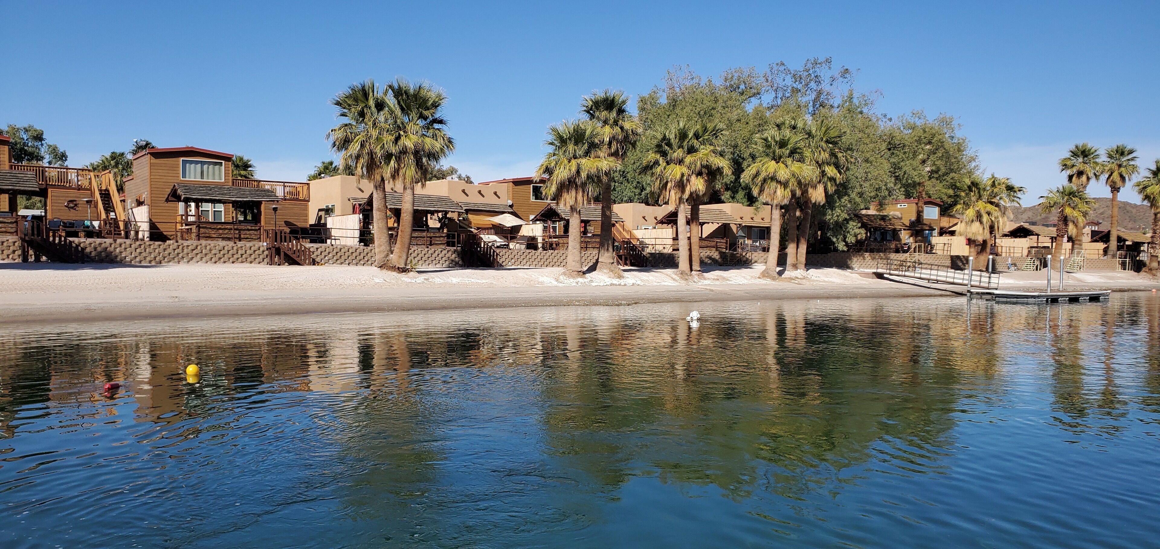 Riverfront Beach Villa 7 Colorado River