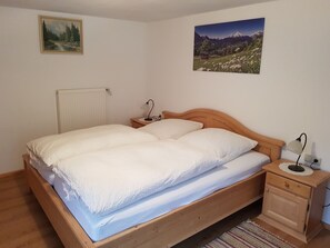 1 chambre, accès Internet, draps fournis