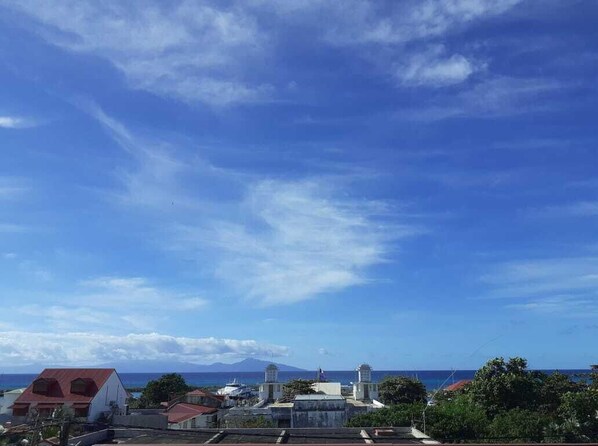 Vista para praia/oceano