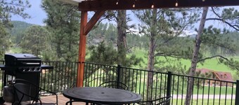 Spacious home with Hot Tub, bikes, fire pit, pool table and more!!