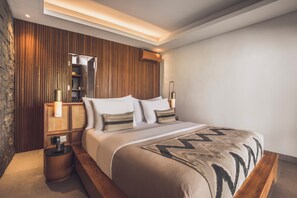 Grand-Villa, 2 Schlafzimmer, eigener Pool | Allergikerbettwaren, Minibar, Zimmersafe, Schreibtisch