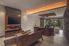 Grand Suite with Forest View | Vistas desde la habitación