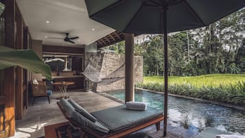 Villa, 1 Schlafzimmer, eigener Pool | Wohnbereich | Smart-TV, Netflix, Streaming-Dienste