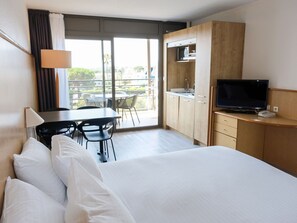 1 makuuhuone, vauvan matkasänky, ilmainen Wi-Fi, vuodevaatteet