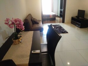 2 Schlafzimmer, Bügeleisen/Bügelbrett, Internetzugang, Bettwäsche