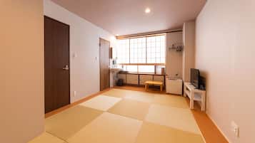 Japanese Style Room for 4 Guests with Toilet | Down comforters, blackout drapes, free WiFi