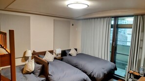 Standard Quadruple Room | Down comforters, blackout drapes, free WiFi - Oyado Kien (Tokyo)