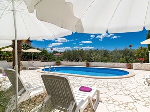Pool - Cosy apartment for 3 people with WIFI, A/C, pool, TV and terrace (Porec)