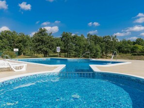 Pool - Cosy apartment for 4 people with pool, A/C, WIFI, TV and terrace (Pazin)