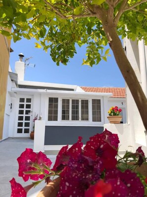 Front of property - Katsikantaris Homes (Paphos)