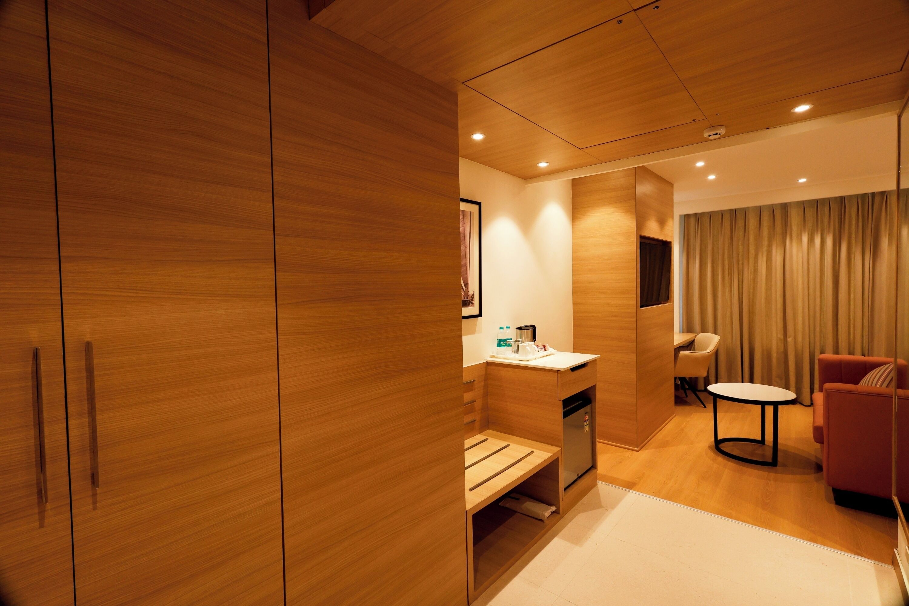 Executive Double Room | In-room safe, individually furnished, desk, laptop workspace