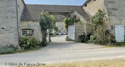 Maison de caractĂšre avec jardin, proche d'Argentan, idĂ©ale pour pĂȘche et dĂ©tente en campagne
