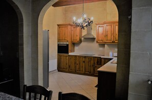 Maison Familiale, 3 chambres, vue ville | Cuisine privée