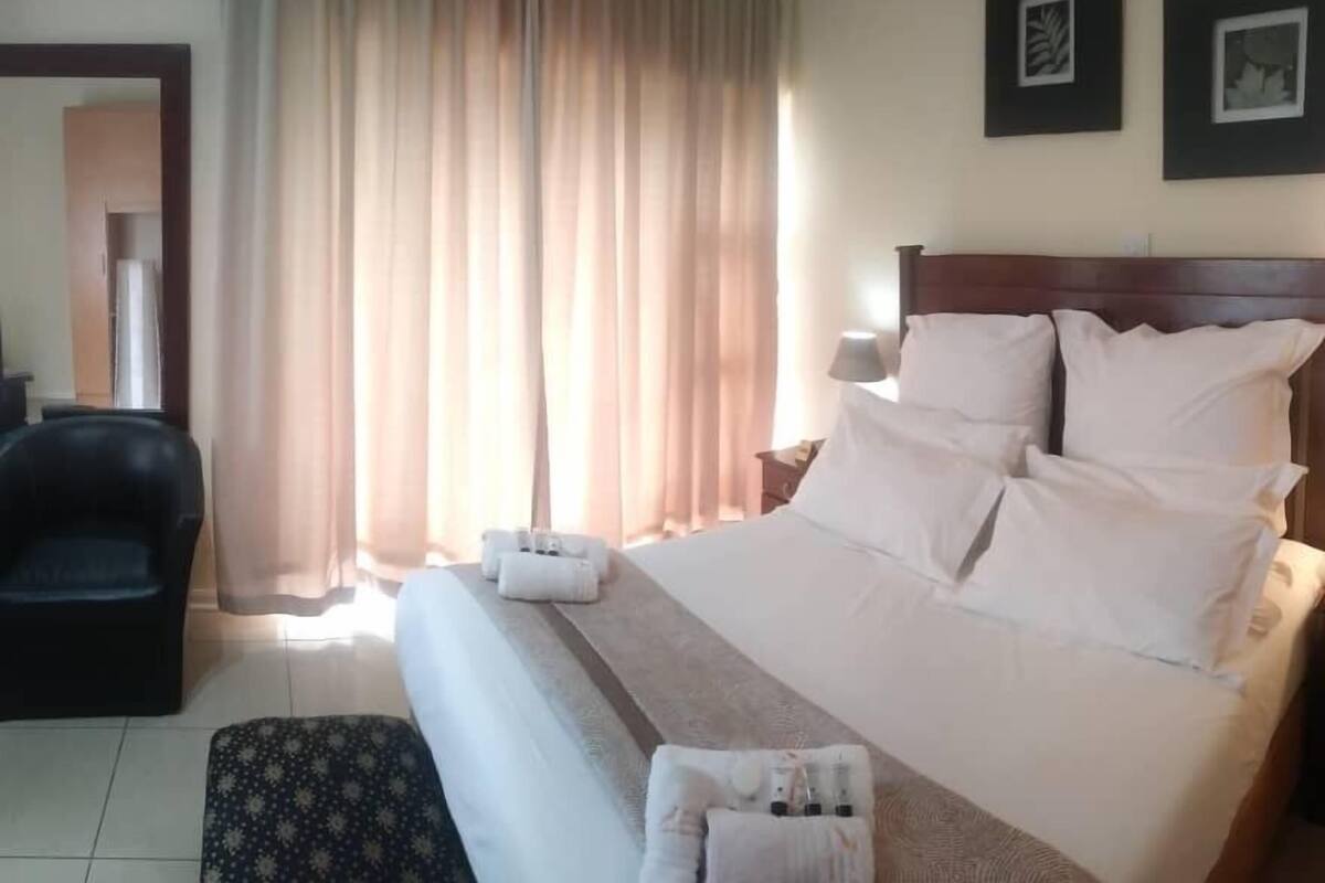 行政客房 | 迷你吧、遮光布/窗簾、折疊床/加床、免費無線上網