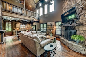 TV, fireplace